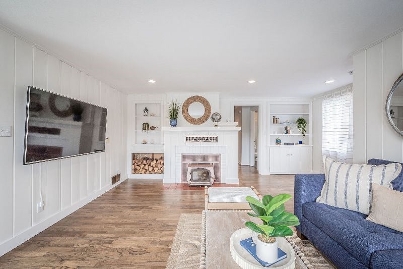 Living Room with 65" Smart TV