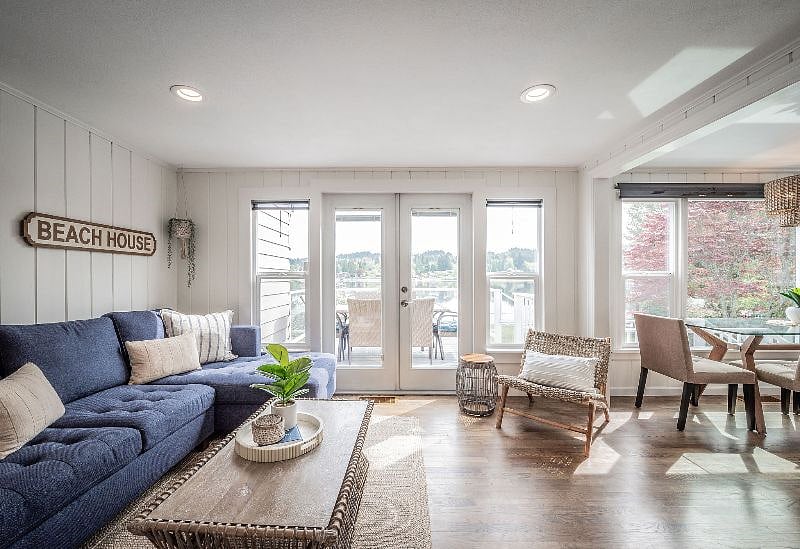 Living Room with French Doors to upper patio