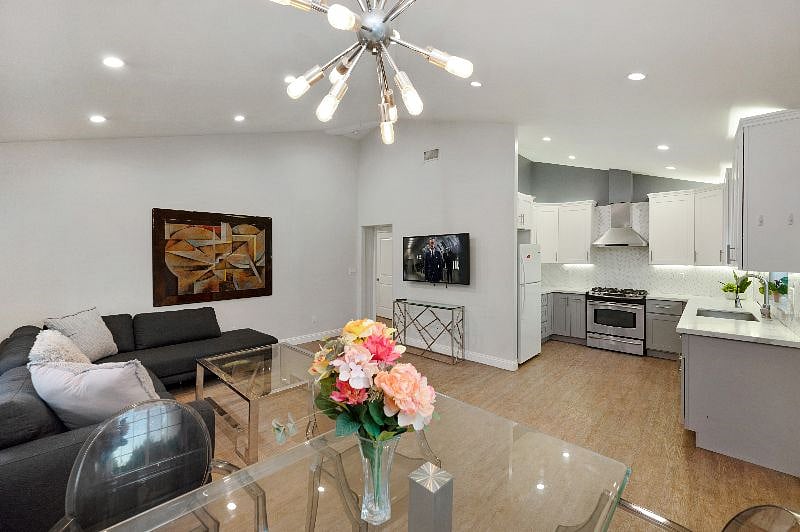 Furnished Finder property 542606_1 photo 8