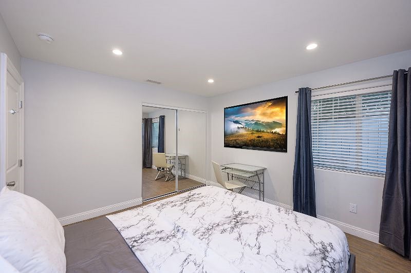 Furnished Finder property 542606_1 photo 16