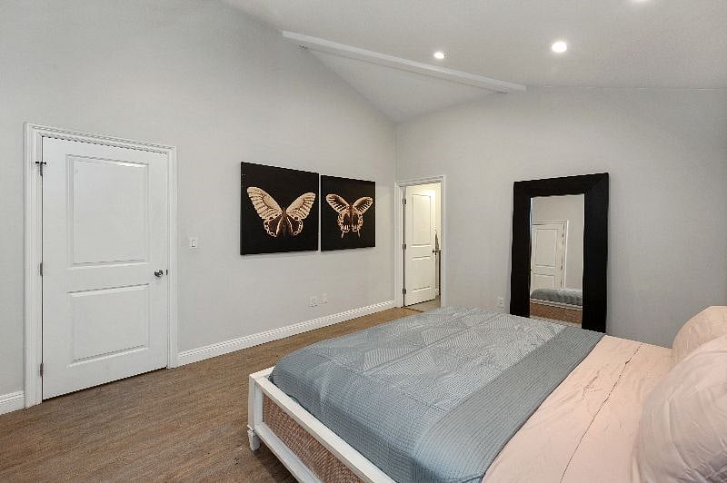 Furnished Finder property 542606_1 photo 30