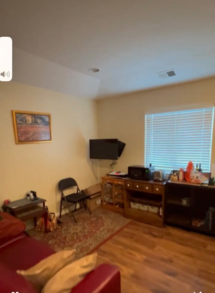Furnished Finder property 542657_1 photo 3