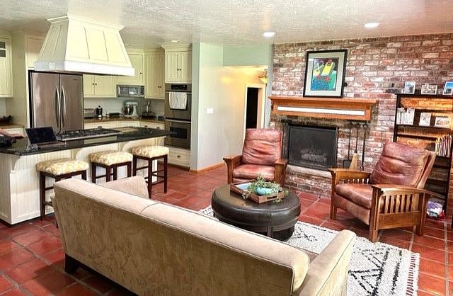 Furnished Finder property 542697_1 photo 2