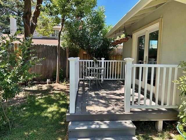Furnished Finder property 542697_1 photo 16