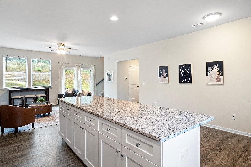 Furnished Finder property 542703_1 photo 13