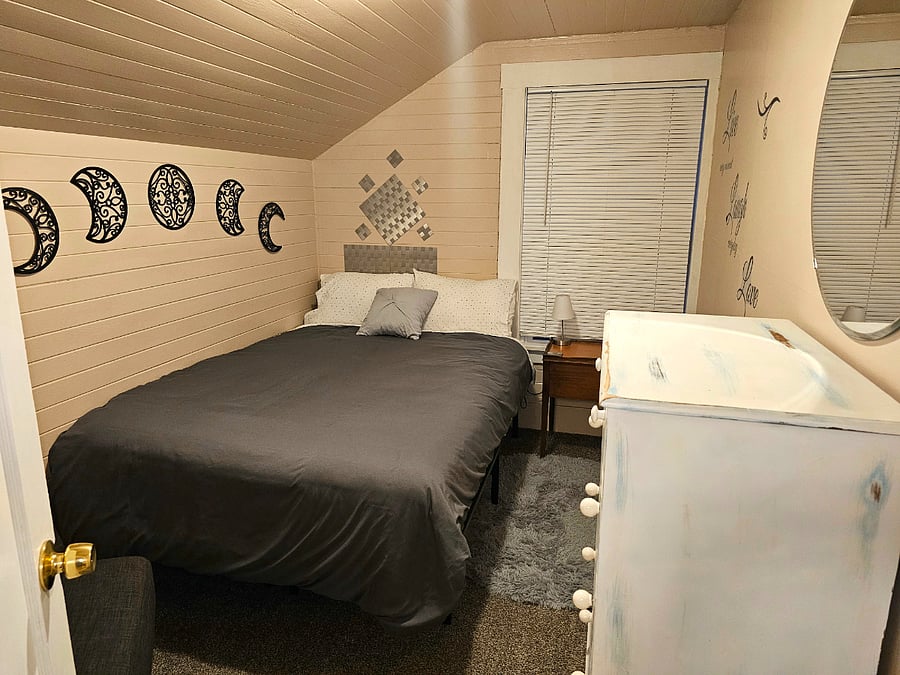 Furnished Finder property 542705_1 photo 18