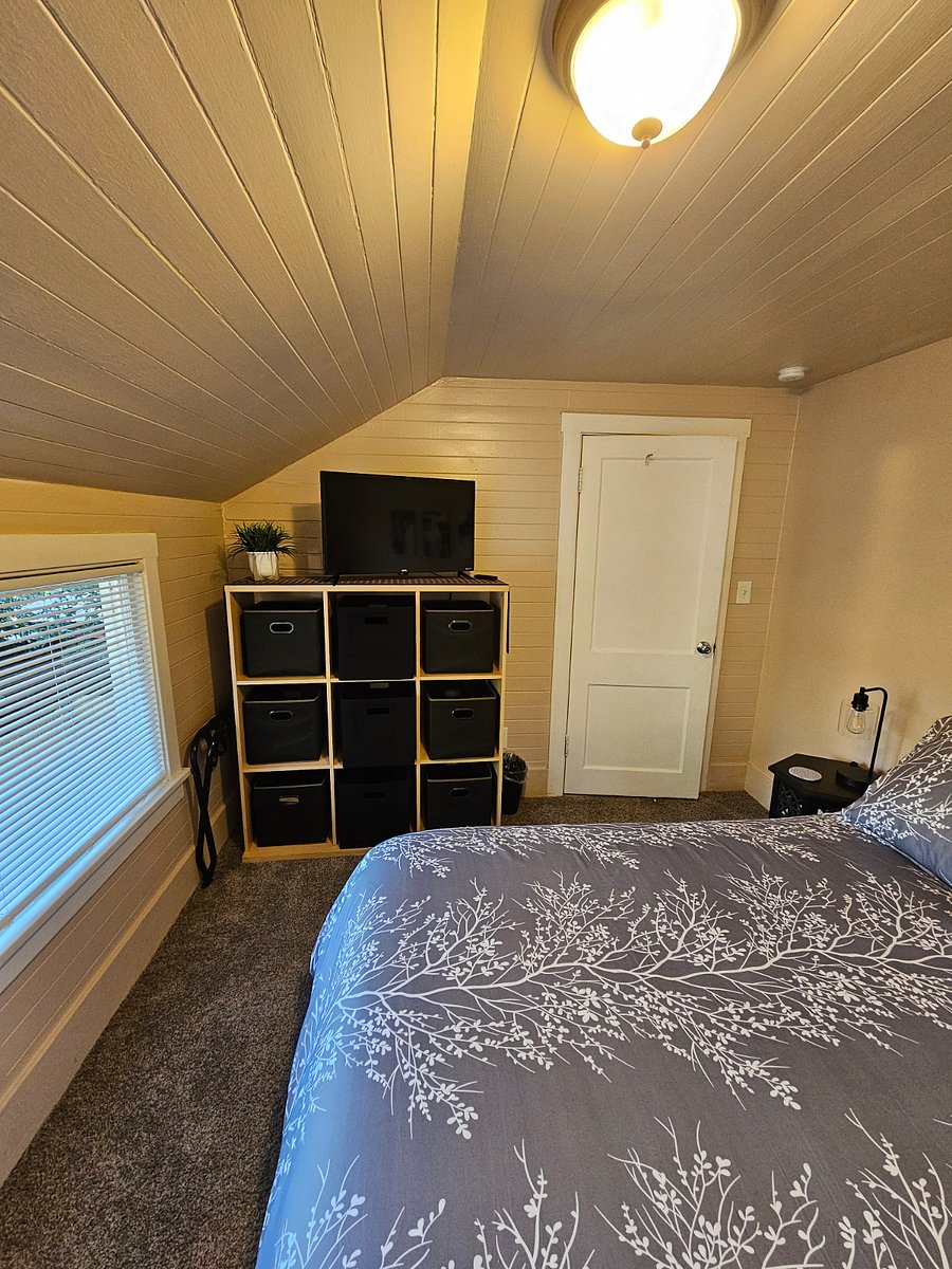 Furnished Finder property 542705_1 photo 17