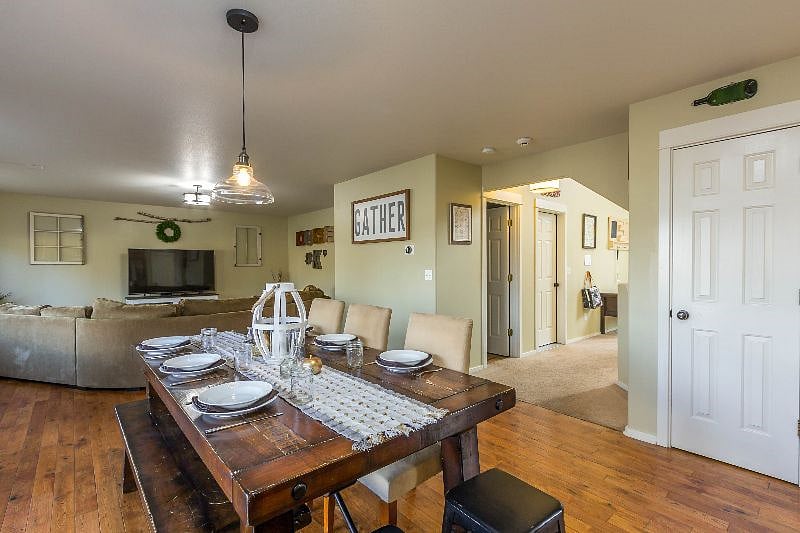 Furnished Finder property 542725_1 photo 4