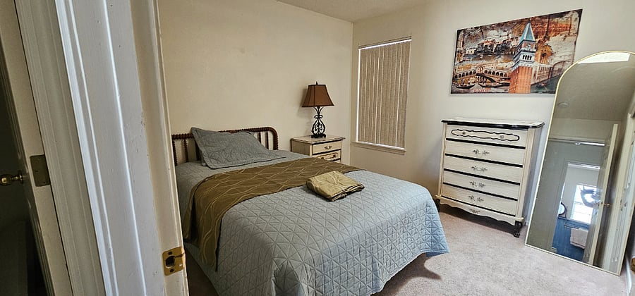 Furnished Finder property 542773_1 photo 3