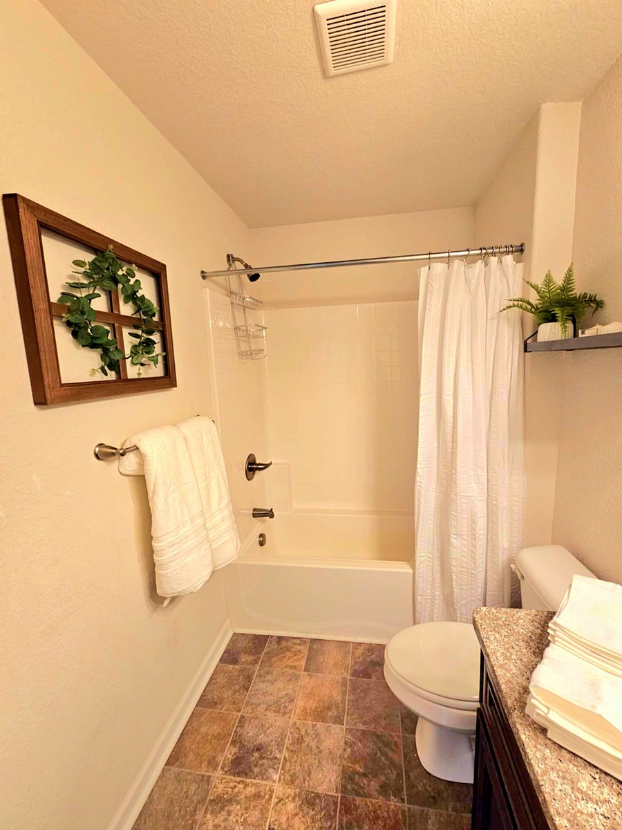 Furnished Finder property 542792_1 photo 30