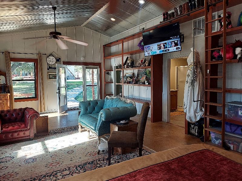 Furnished Finder property 542831_2 photo 4