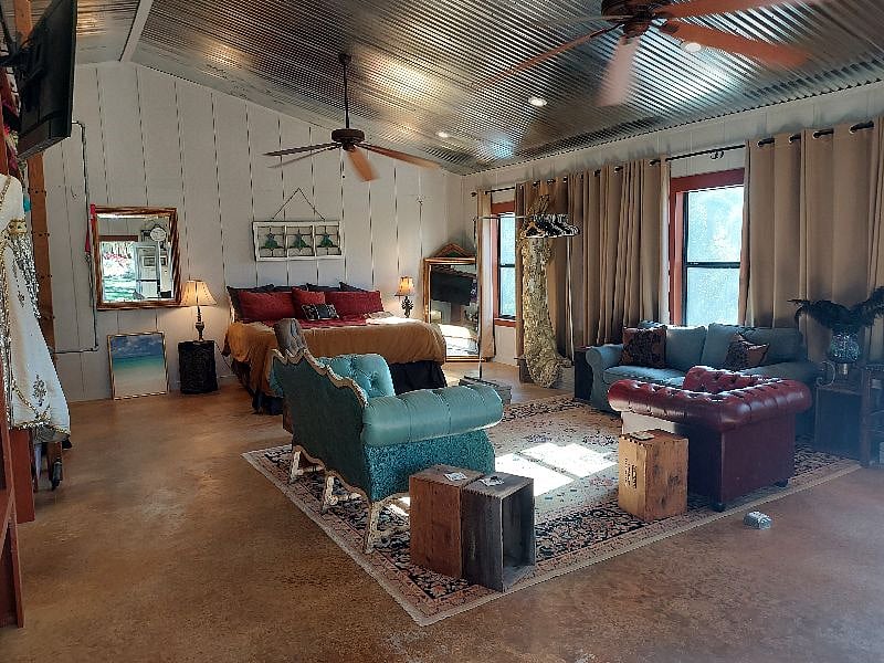 Furnished Finder property 542831_2 photo 3