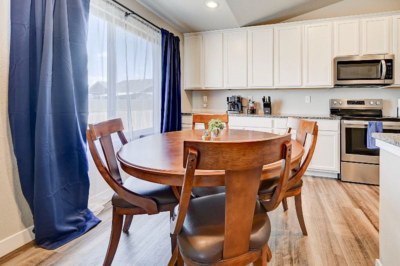 Furnished Finder property 542893_1 photo 15
