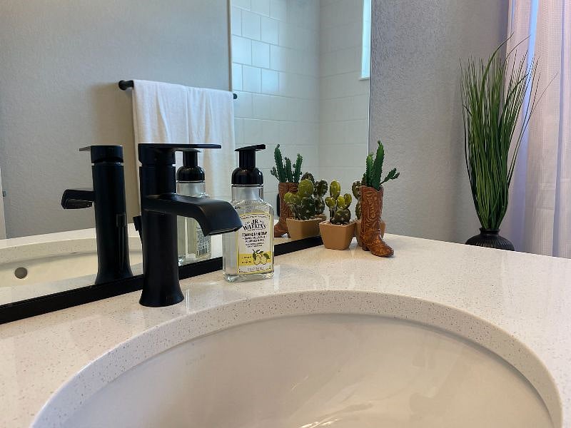 Furnished Finder property 542893_1 photo 26