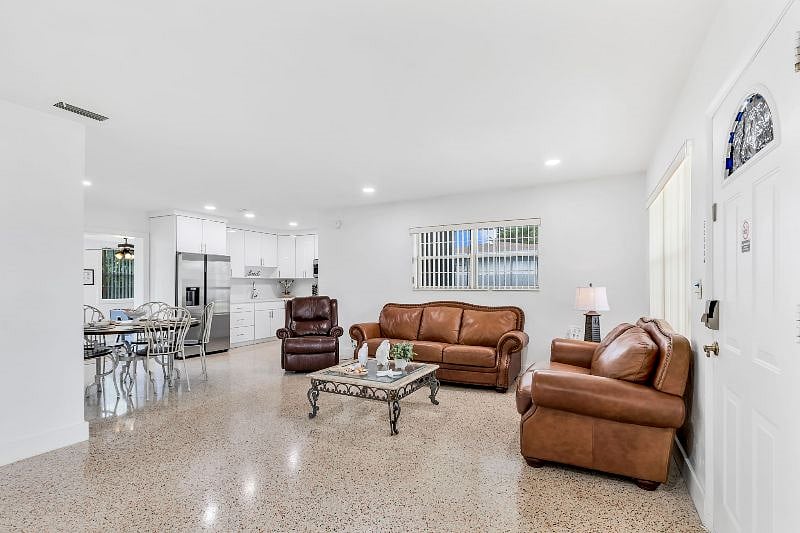 Furnished Finder property 542924_1 photo 4