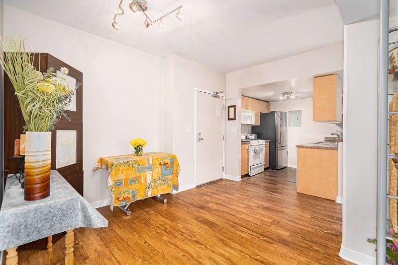 Furnished Finder property 543036_1 photo 3