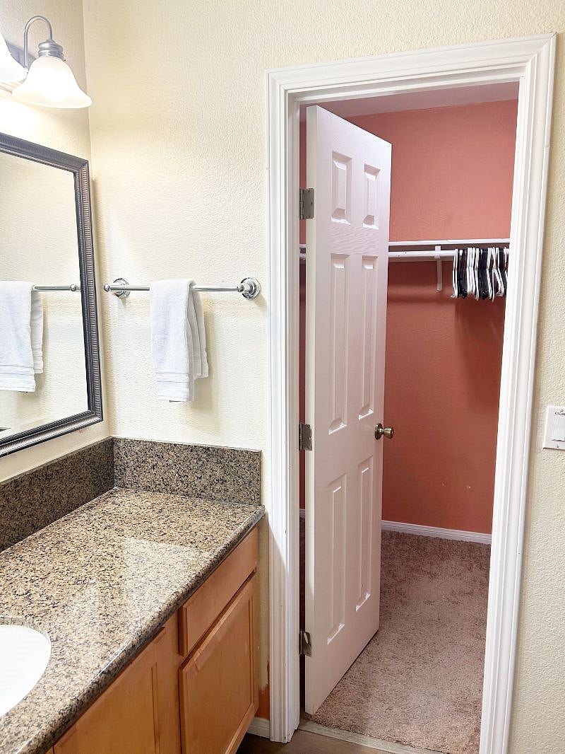 Furnished Finder property 543097_1 photo 22