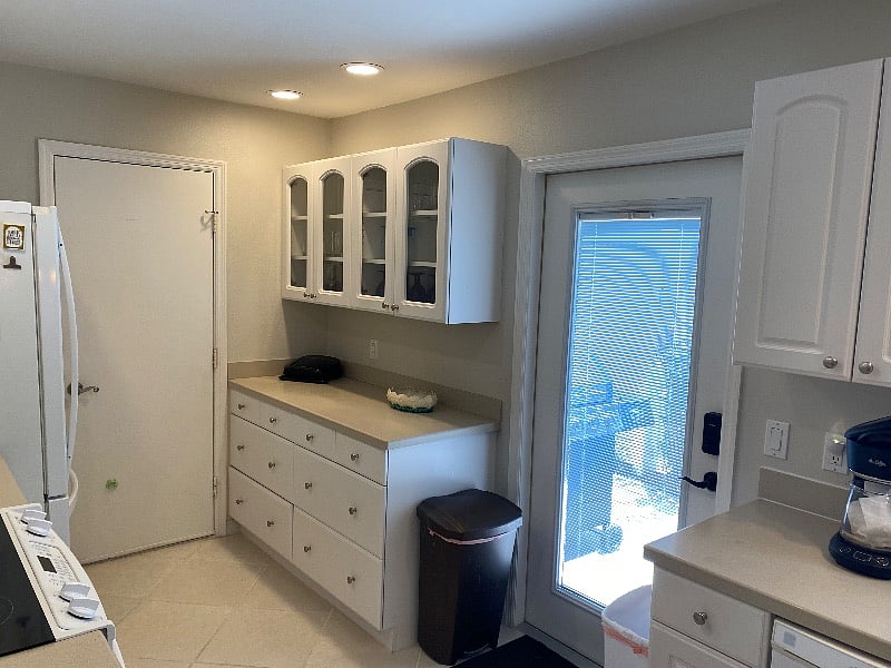 Kitchen with patio door