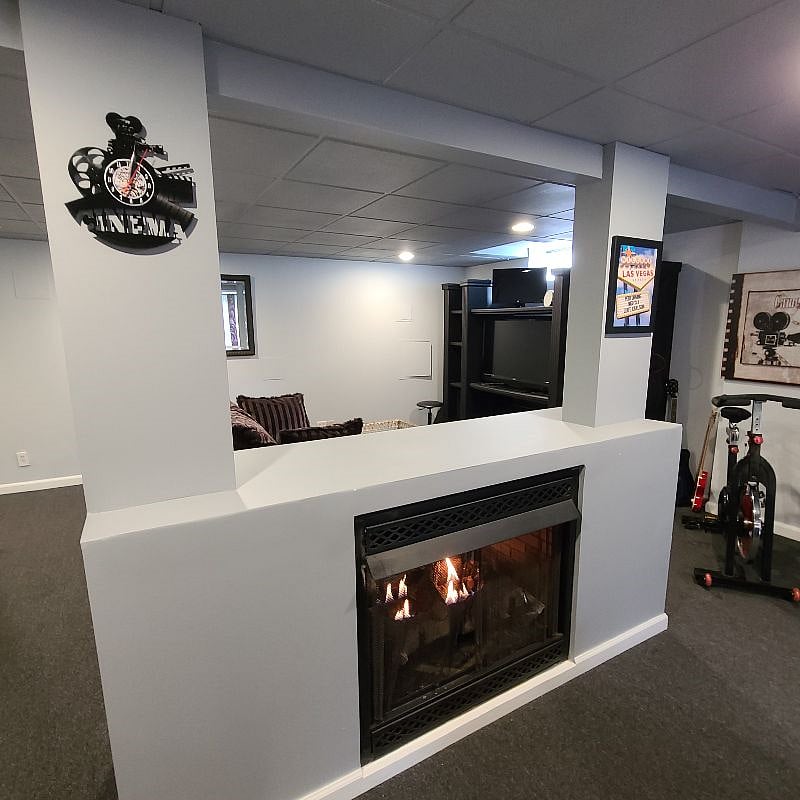 Double sided gas fireplace