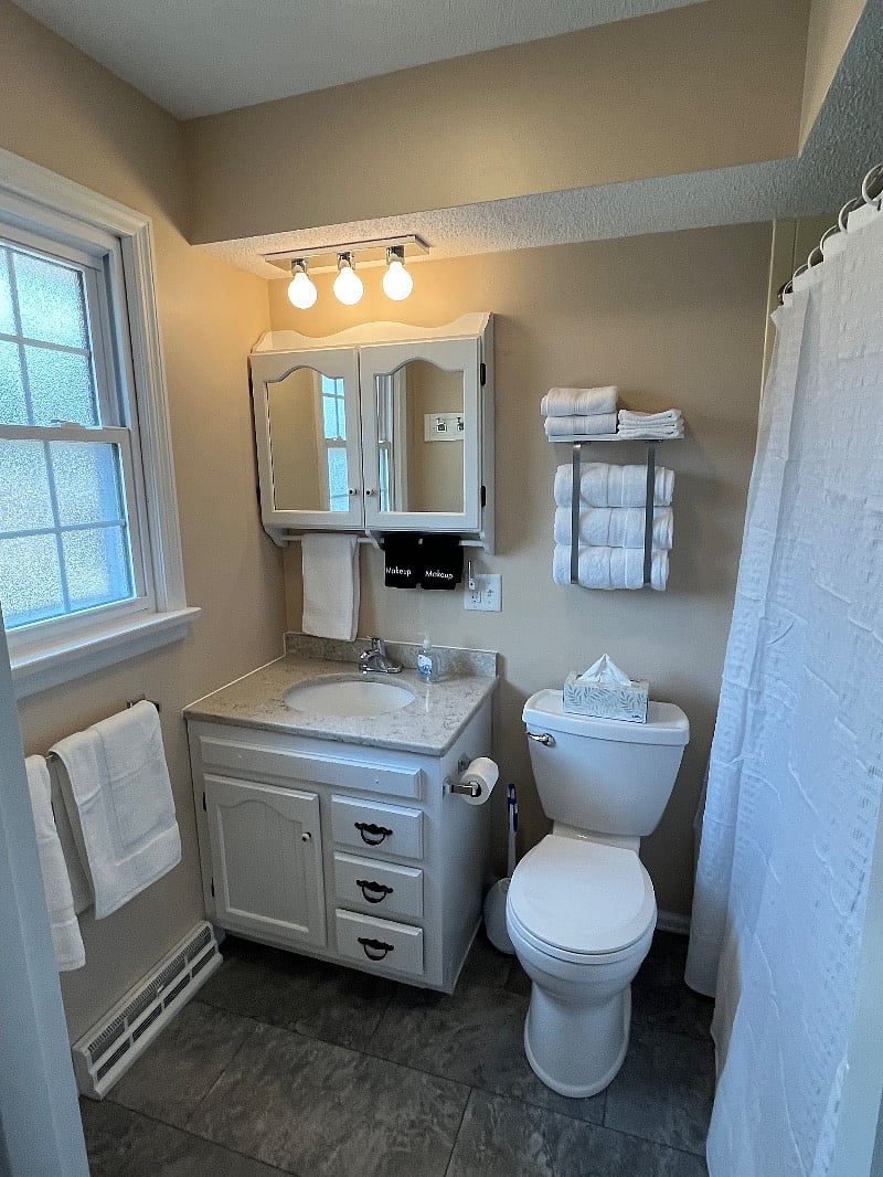 Bedroom #1 (Primary) full bathroom. 