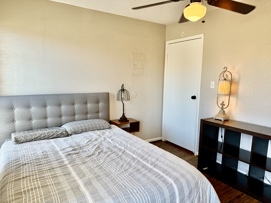 Secondary bedroom
