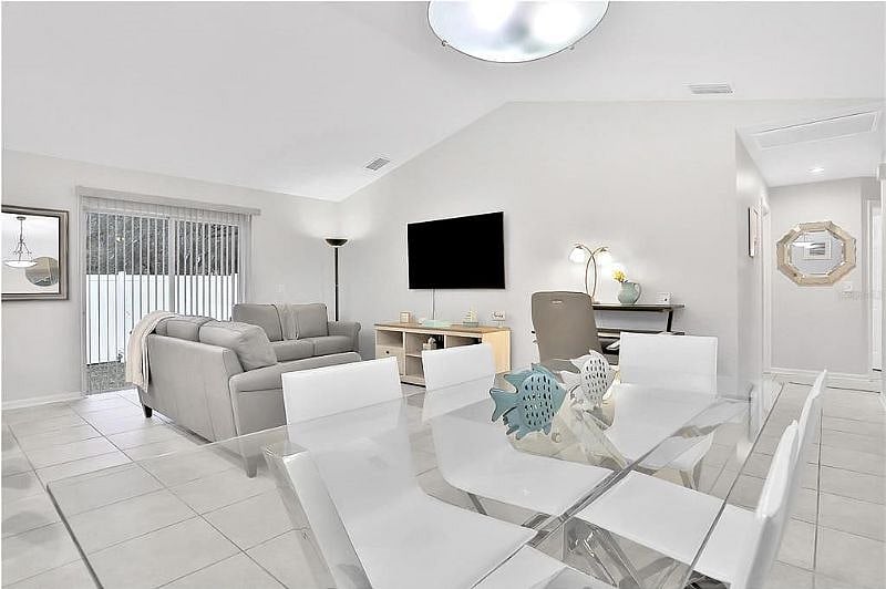 Furnished Finder property 543816_1 photo 4