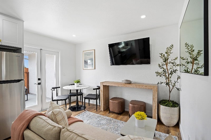 Furnished Finder property 543817_1 photo 1