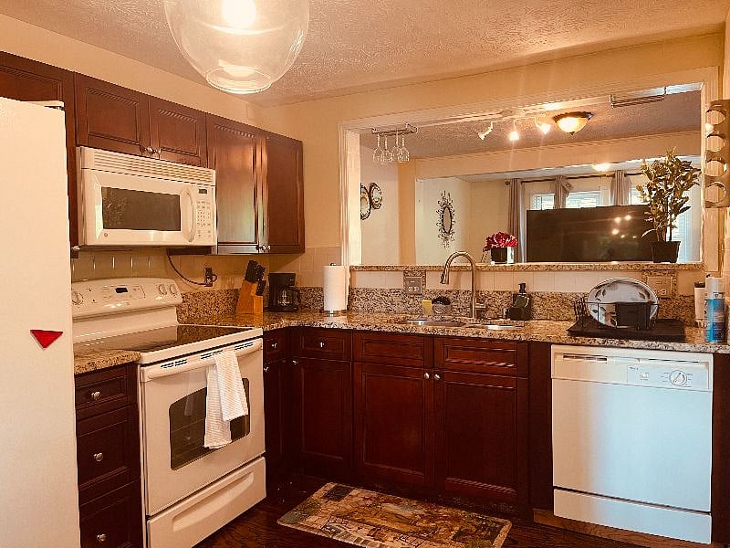 Furnished Finder property 543845_1 photo 5