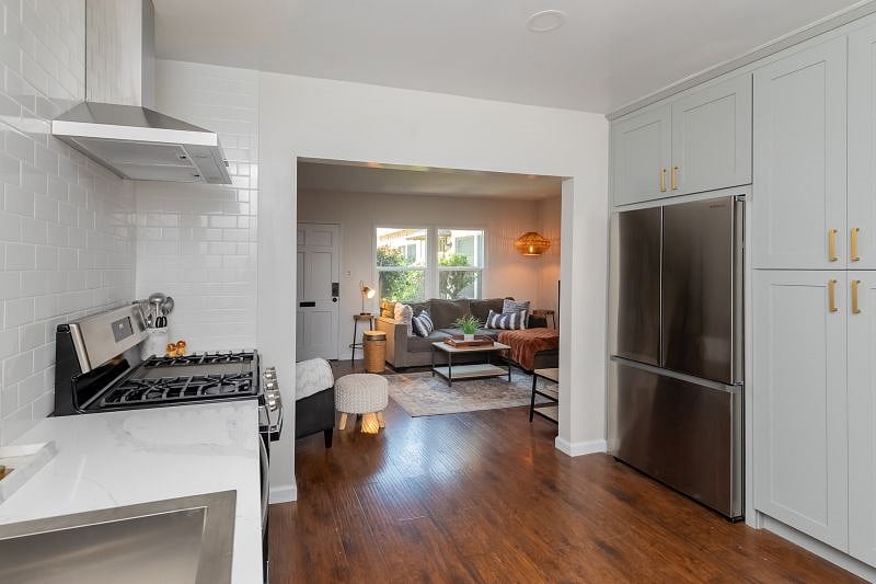 Furnished Finder property 543881_1 photo 4