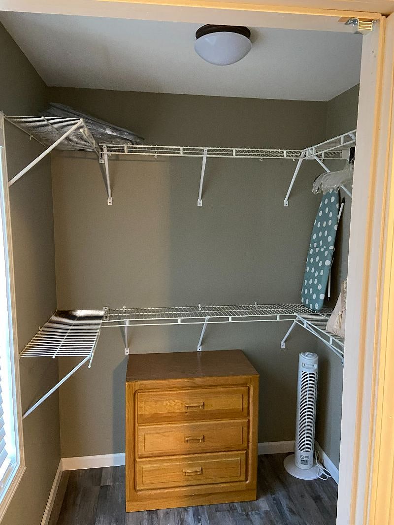 Main Bedroom Walk in Closet