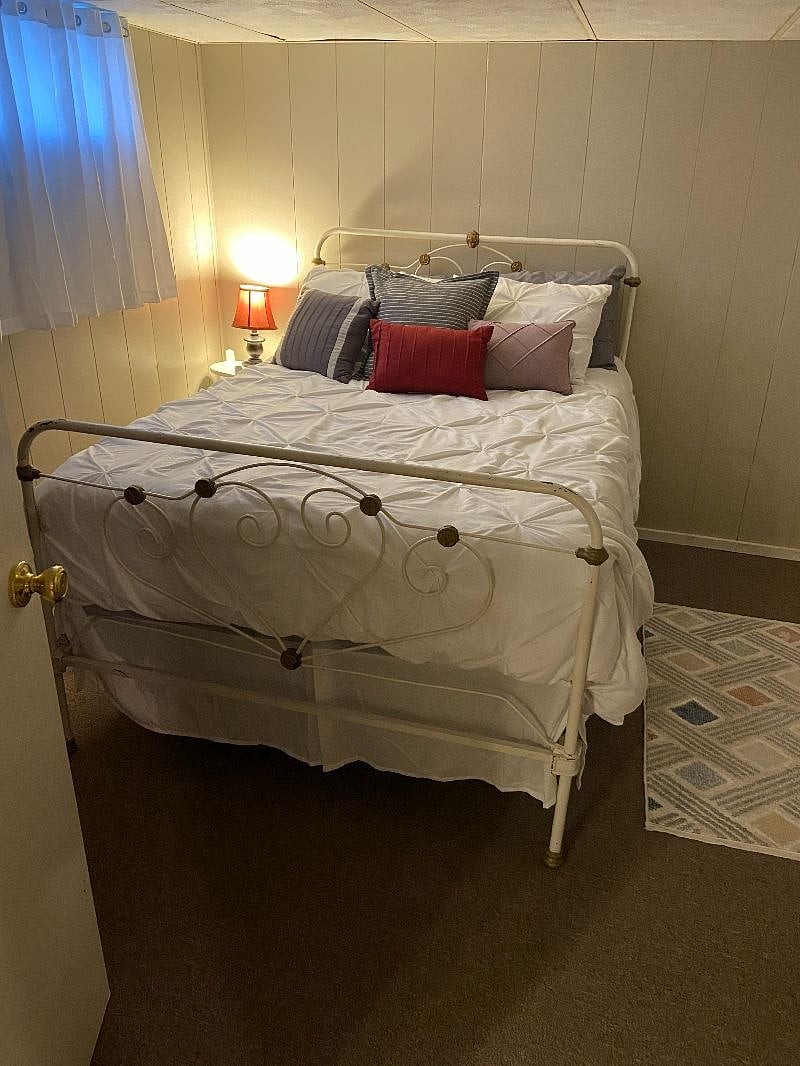 Basement bedroom