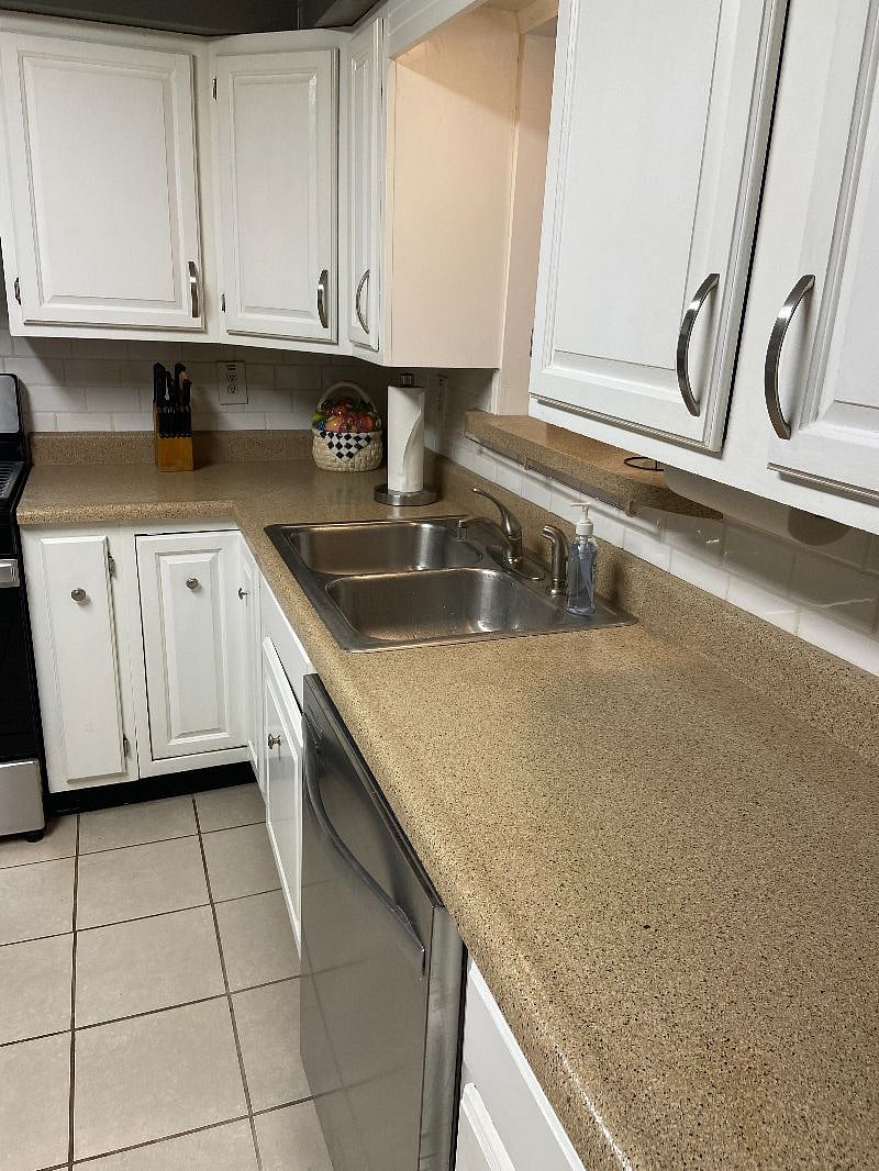 Furnished Finder property 543892_1 photo 8