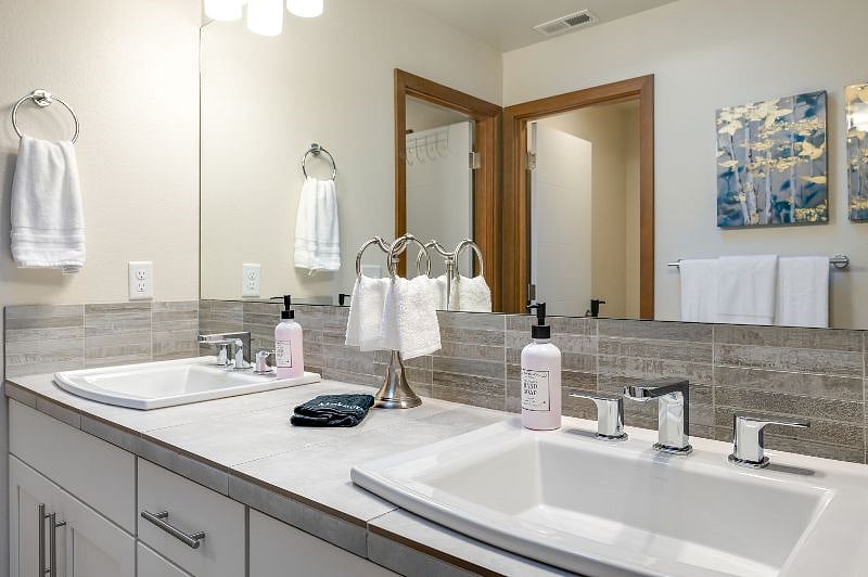Furnished Finder property 543893_1 photo 38