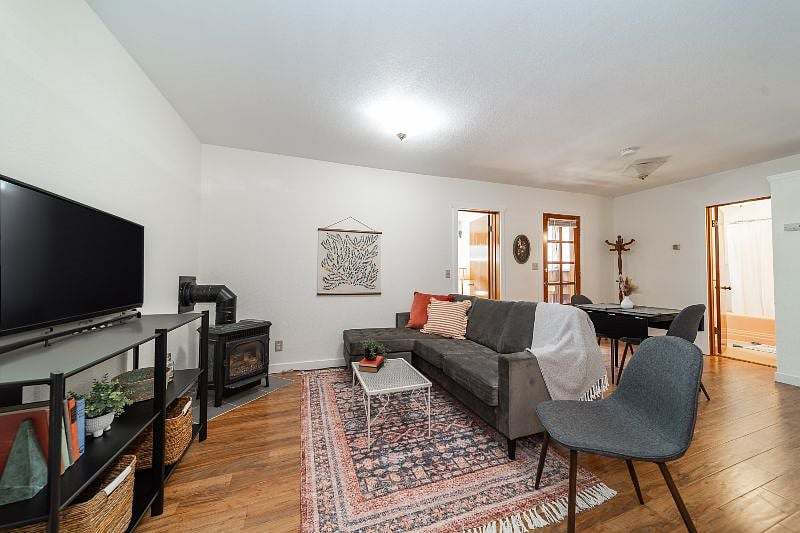 Furnished Finder property 544070_1 photo 10