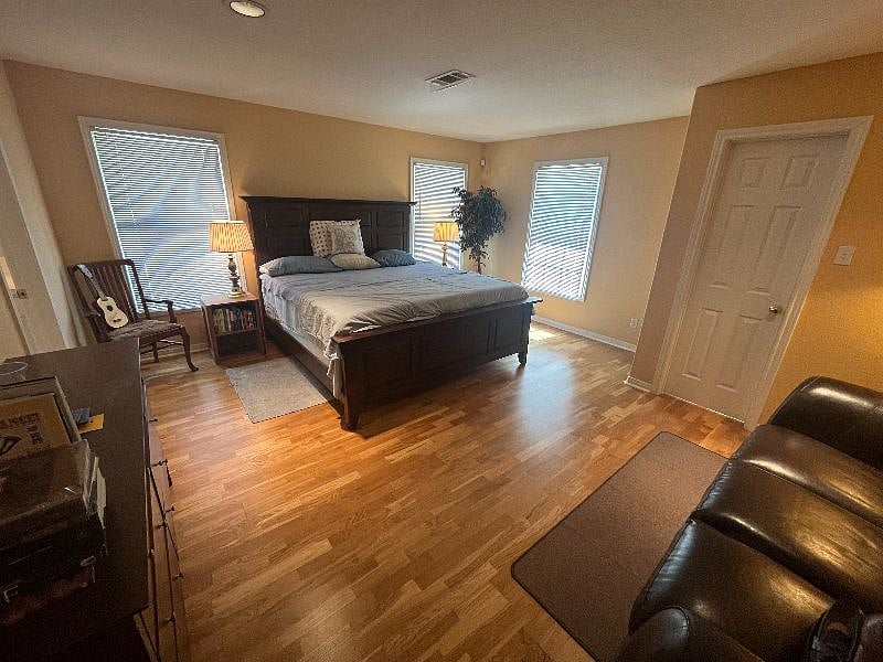 Furnished Finder property 544120_1 photo 1