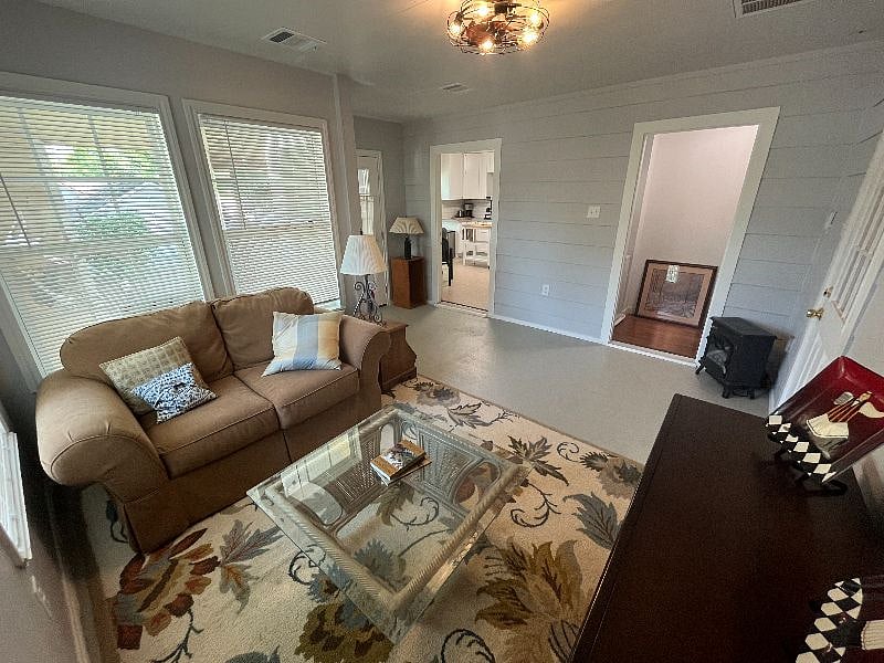 Furnished Finder property 544120_1 photo 4