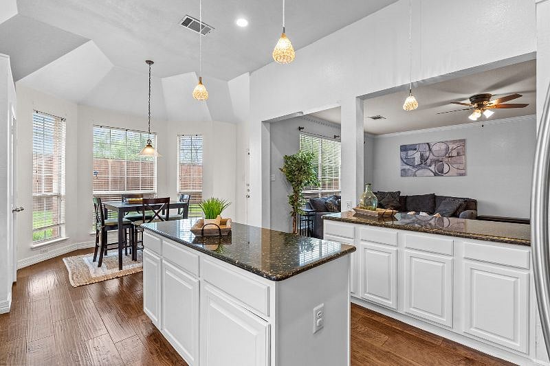 Furnished Finder property 544137_1 photo 10