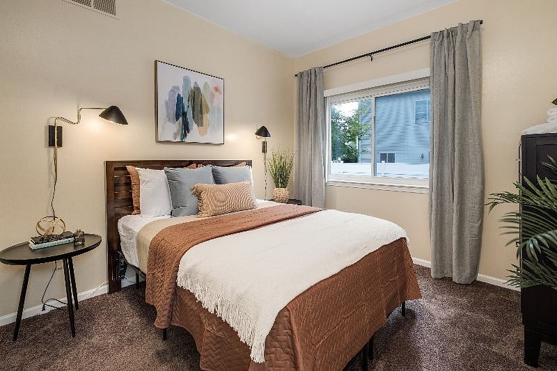 Furnished Finder property 544200_1 photo 11