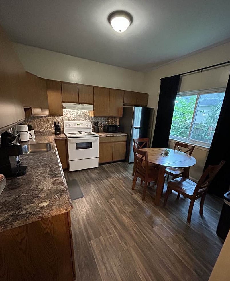 Furnished Finder property 544200_1 photo 6