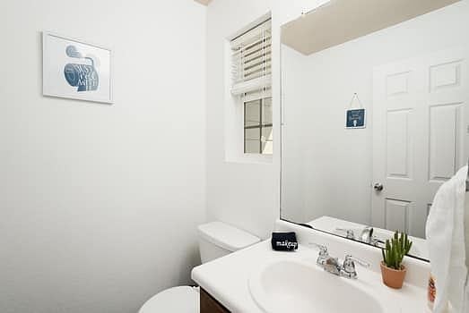 Furnished Finder property 544202_1 photo 3