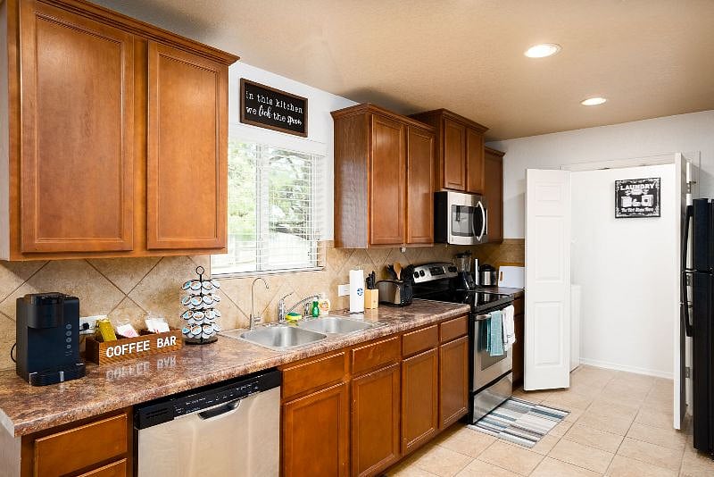 Furnished Finder property 544202_1 photo 6