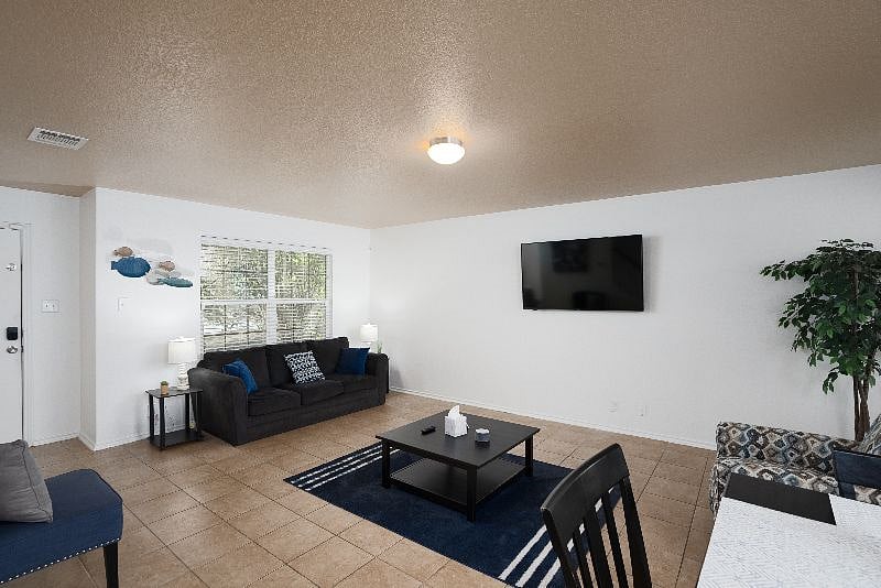 Furnished Finder property 544202_1 photo 28