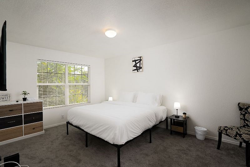 Furnished Finder property 544202_1 photo 38