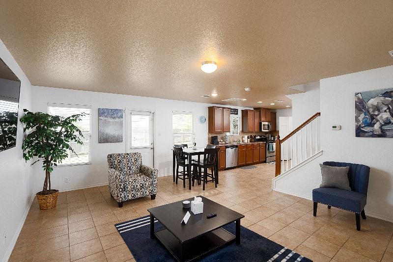Furnished Finder property 544202_1 photo 41
