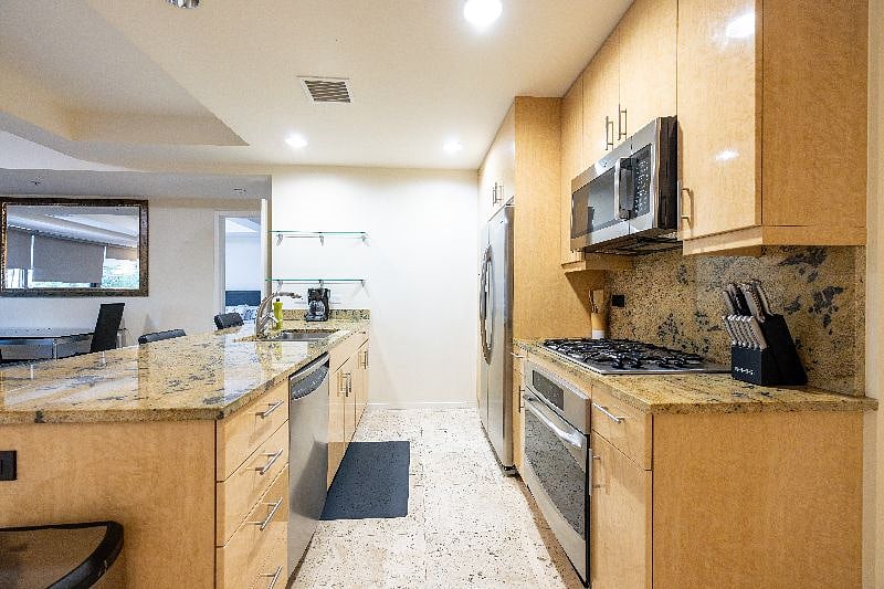 Furnished Finder property 544224_1 photo 13