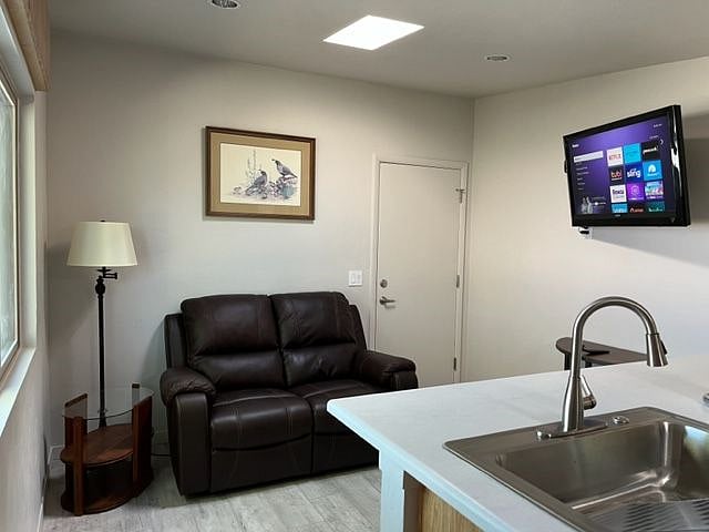 Furnished Finder property 544237_1 photo 6
