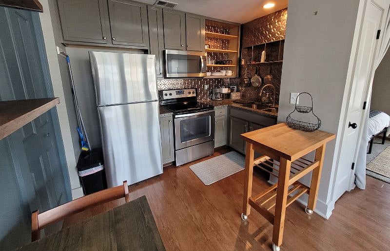Furnished Finder property 544241_1 photo 3