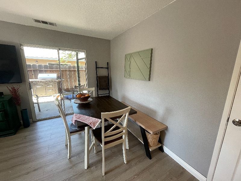 Furnished Finder property 544334_1 photo 4
