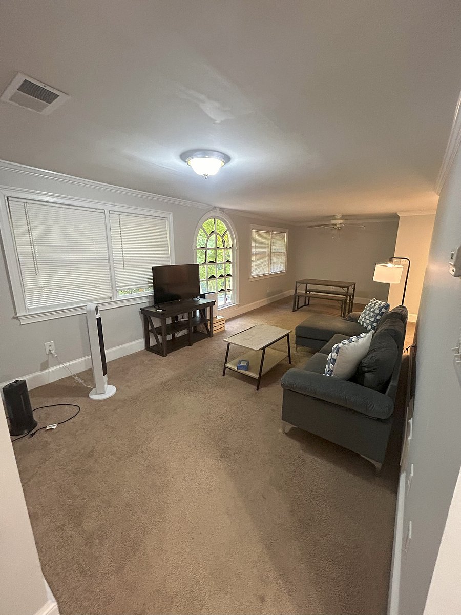 Furnished Finder property 544372_1 photo 2