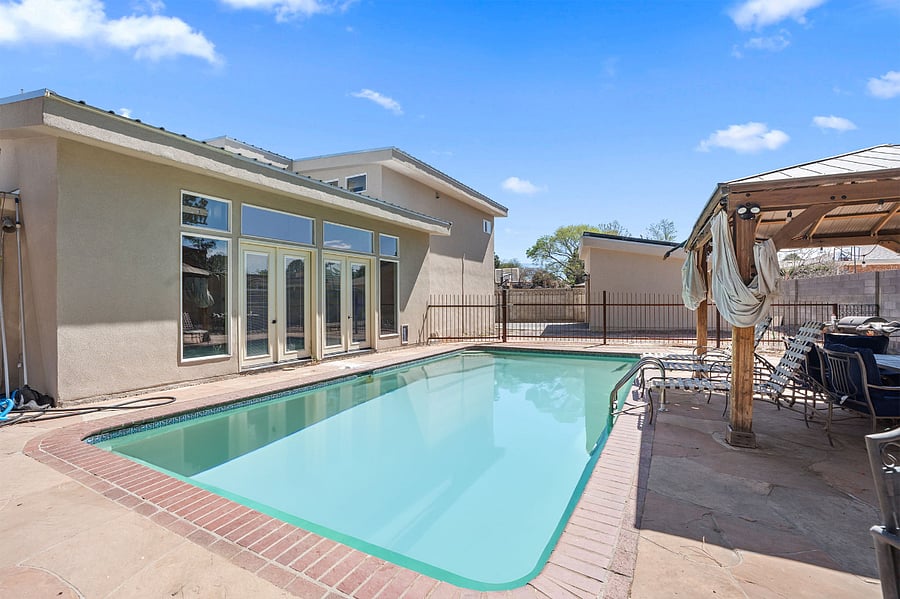 Furnished Finder property 544436_1 photo 15